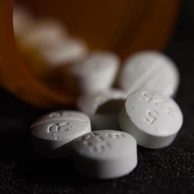 'Botched treatments': Alleged fake doctors banned