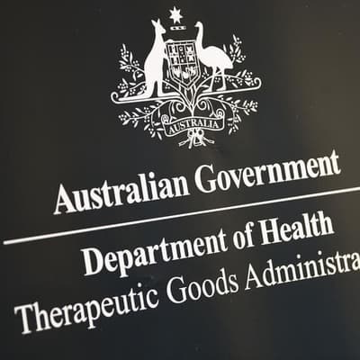 Defibs still safe despite reported shutdowns, TGA says