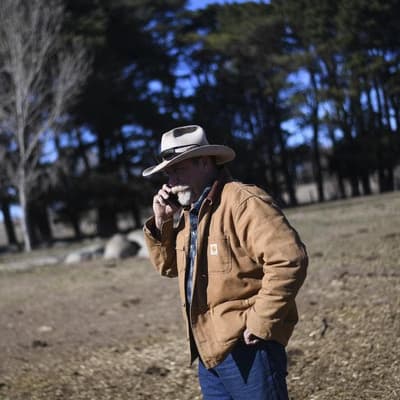 Disconnected: reform urged as rural Aussies left behind