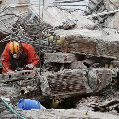 Colombia quake survivors search enters critical window