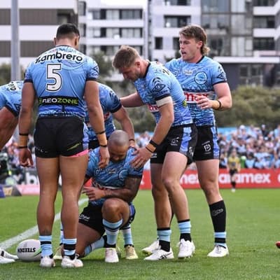'Fingers crossed': stumbling Sharks sweat on Trindall