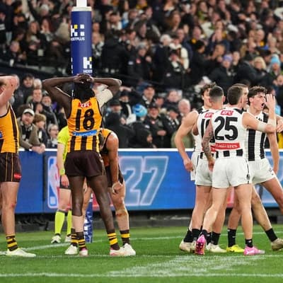 Yet Moore MCG drama as Magpies, Hawks draw again