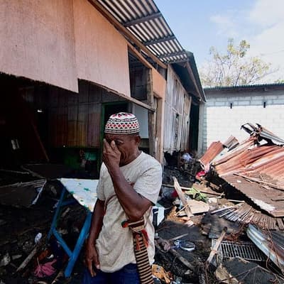 At least 47 dead in Indonesia after magnitude 7.7 quake