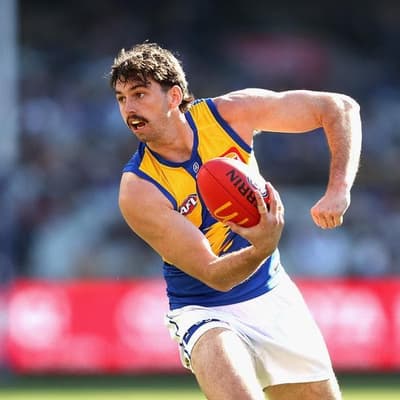 Eagles re-sign defender but big list cull looms