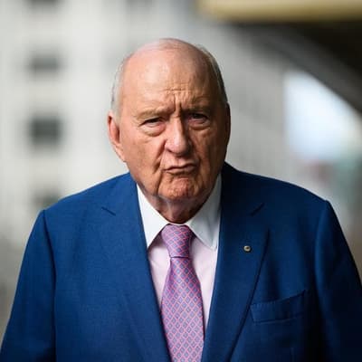 Accuser says Jones ‘a lot nicer’ after alleged groping