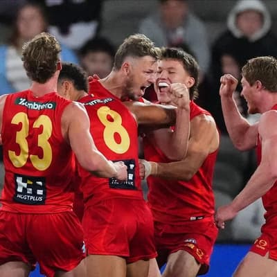 Suns send-off club stalwart with win over Saints