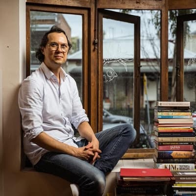 Inspired by love of trees, father wins kid's book prize