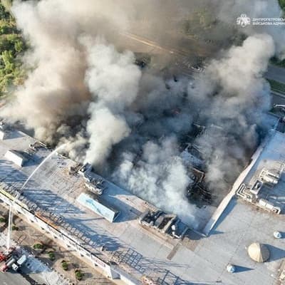 Russian strikes kill nine a day after mall attack