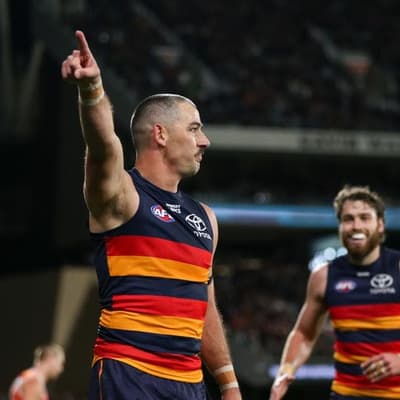 Veteran stars as Crows sink GWS, clinch top-six spot