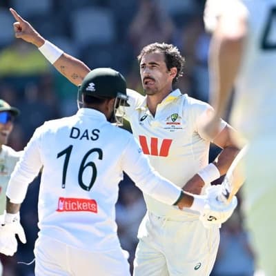 Starc leads Australia to crushing Test victory