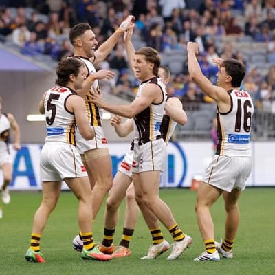 Watson takes jaw-dropping mark as Hawks crush Eagles