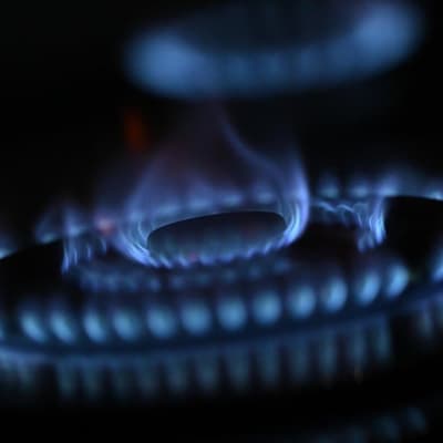 Fossil fuel group's clean energy spend goes up in smoke