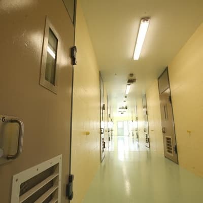 'Bursting': bail reform sparks detention centre fears