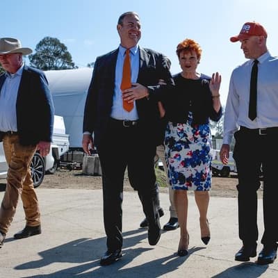 Hanson tells star candidate to stop speaking Japanese