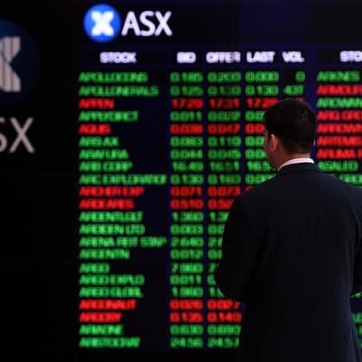 Banks help Aussie shares snap three-day losing streak