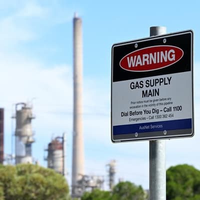 Resource firms hit the gas on controversial project