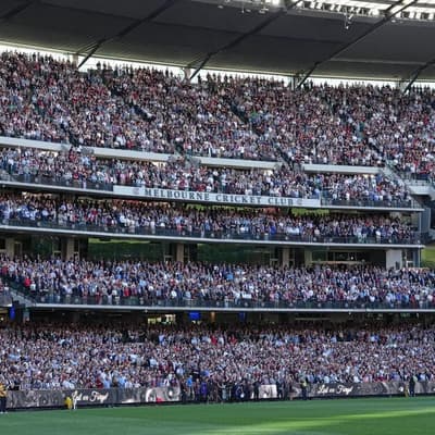 States look to poach NFL game after Victoria deal ends