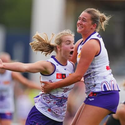 Dockers shake off AFLW injury blow to smash Tigers