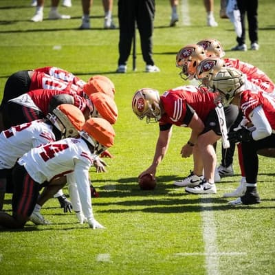 49ers coach backflips on view of Melbourne trip