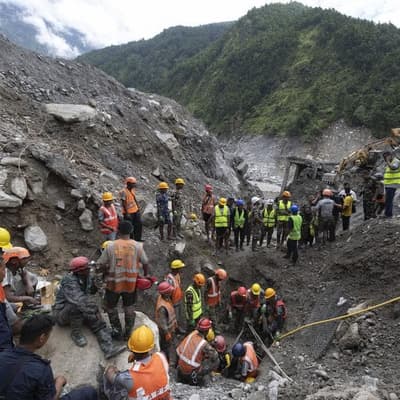 Nepal rescue focuses on workers trapped in tunnels