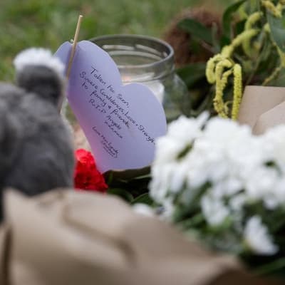 Frantic calls aired after blaze kills five kids, dad
