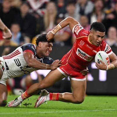Cleary sight: Cronk has Dolphins No.7 running to glory