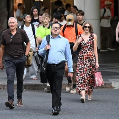 Calls for more skilled migrants to ride innovation boom