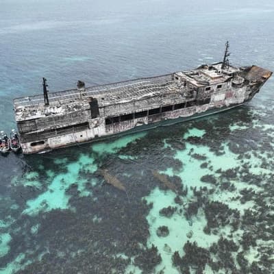 Bodies found as Philippines ferry fire death toll rises