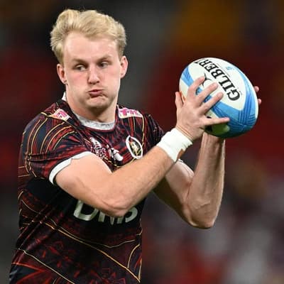 Let's get physical: Lynagh muscles up in timely return