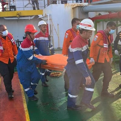 Rough seas hinder search after Indonesia ferry capsizes
