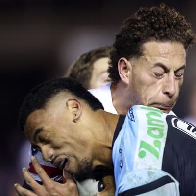 Sanity gone: Mulitalo can't stop himself against Chook