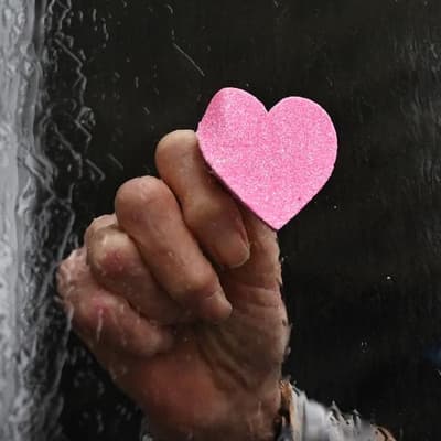 Australia closer to HIV target but disparities exist