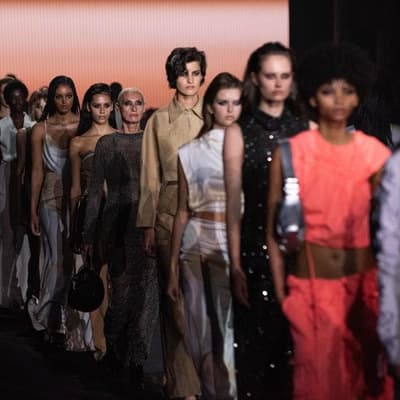 Two Australian fashion retailers go into administration