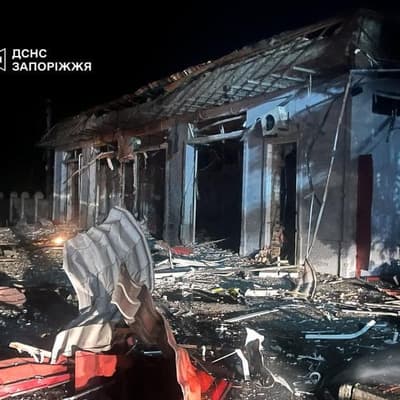 Russia, Ukraine strikes as Zelenskiy set to meet Trump