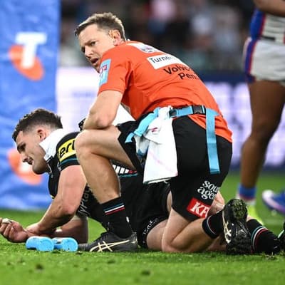 Nothing but respect: Cleary defends embattled Knight