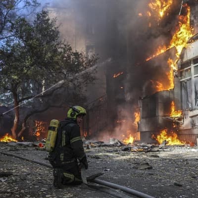 Putin envoy, US officials discuss ending Ukraine war