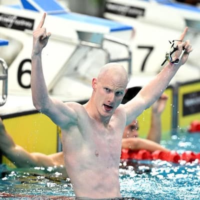 Water record-breaking start to short-course swim titles