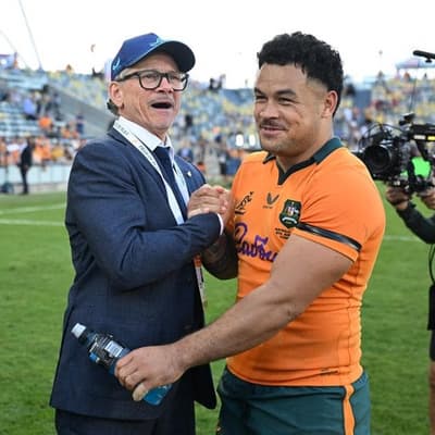Kiss irked over Paisami suspension, coy on replacement