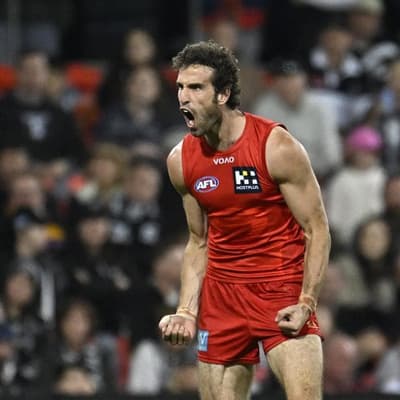 Hawks turn focus to snagging next big fish