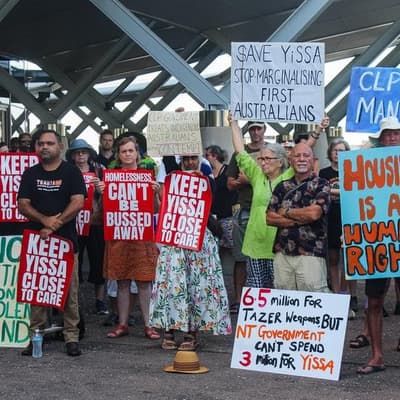 Protesters demand homeless shelter remains open