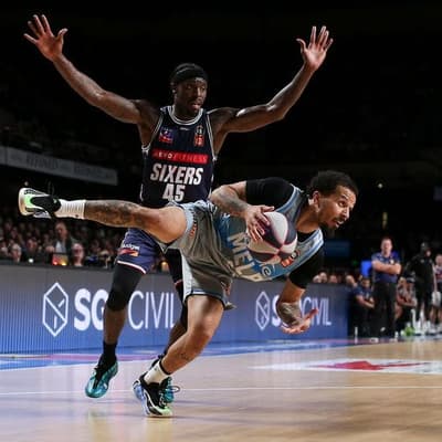 United snap NBL slump, extend 36ers' woes