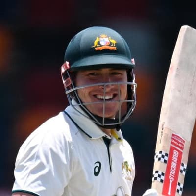 Back, up and down again: Renshaw's wild ride to No.5