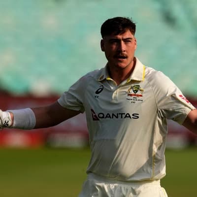 Renshaw's runs to give Australia more food for thought