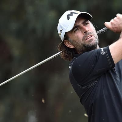 Record round has Aussie on cusp of breakthrough win