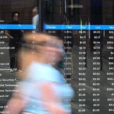 Australian shares advance as banks, miners rally