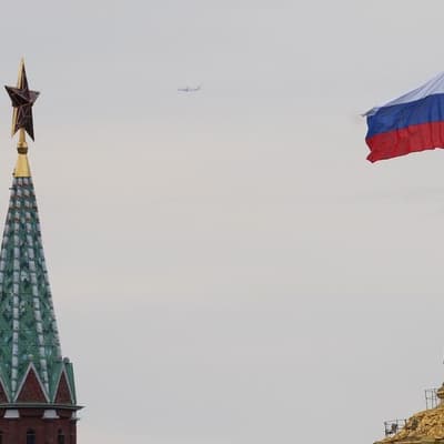 EU sanctions 1600 Russians, firms linked to war effort