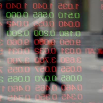 Aussie shares pare early losses, mining and tech drop