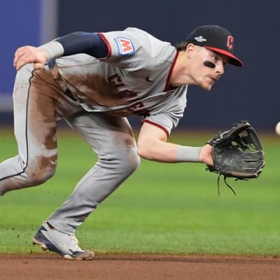Guardians continue winning streak in baseball playoffs
