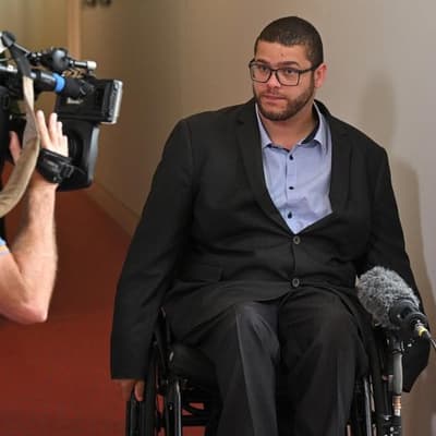 Greens senator rejects years-old conduct accusations