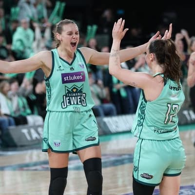 Jewels make sparkling statement in debut win over Venom